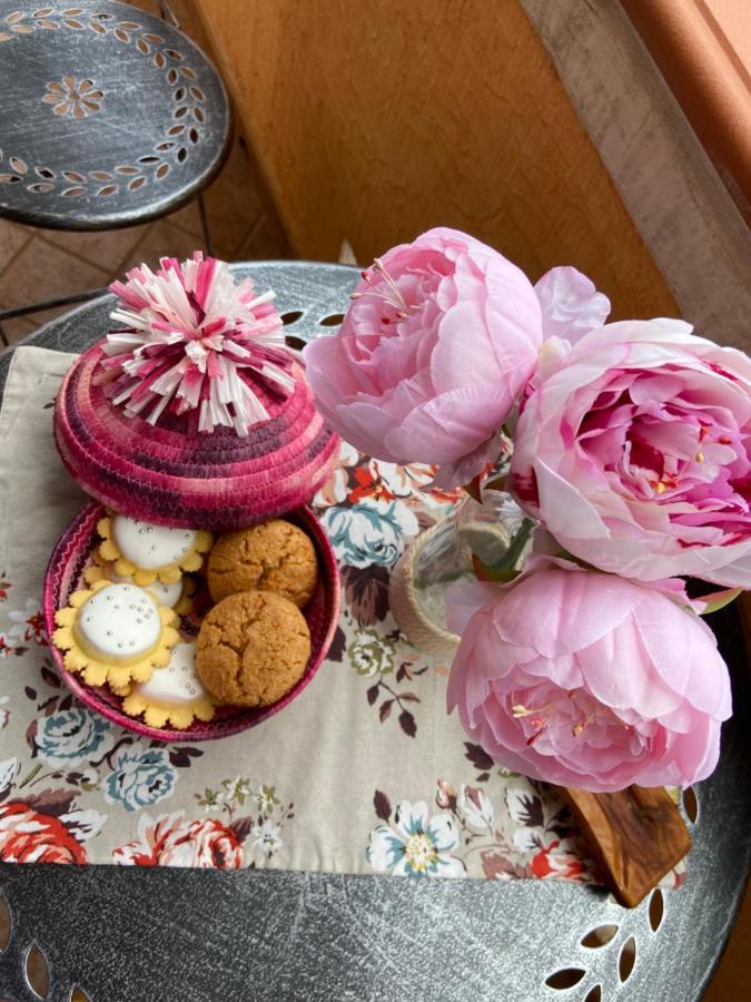 B&B Peonia ออร์โกโซโล ภายนอก รูปภาพ